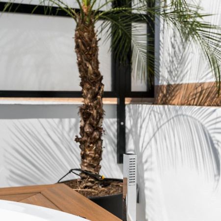 Pj Terraza Privada Banera Exterior Junto Catedral Apartment Sevilla Bagian luar foto