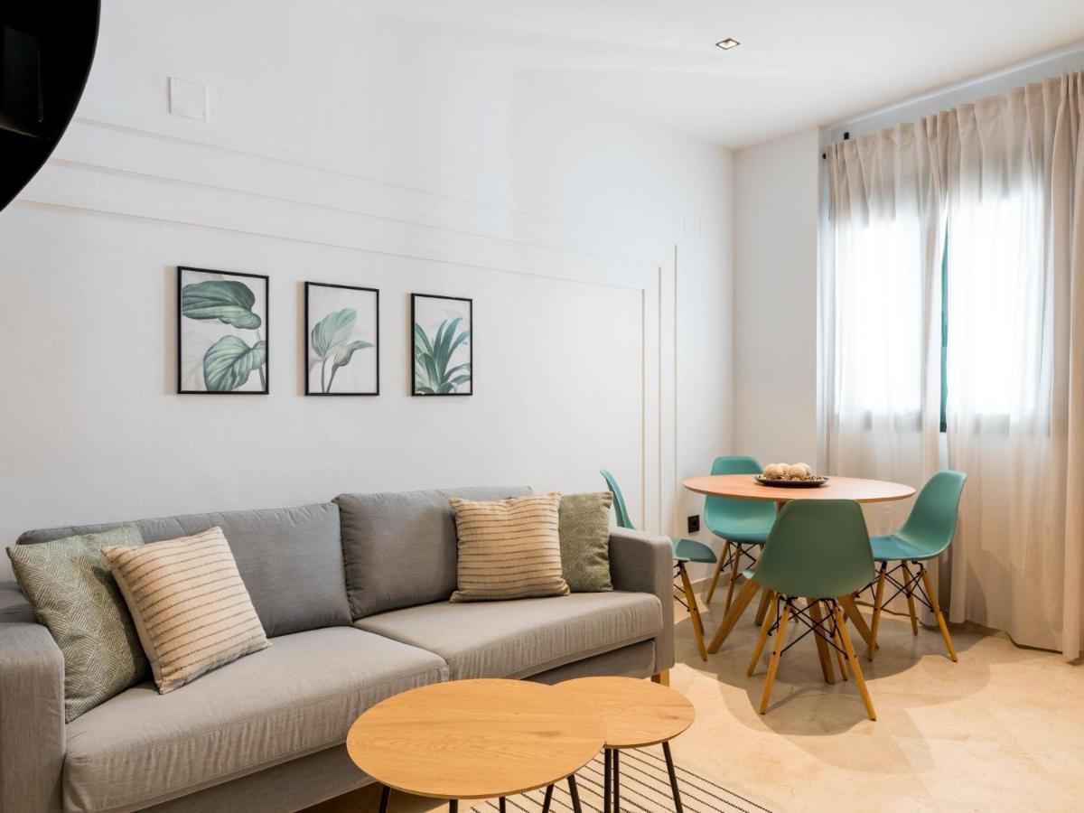 Pj Terraza Privada Banera Exterior Junto Catedral Apartment Sevilla Bagian luar foto